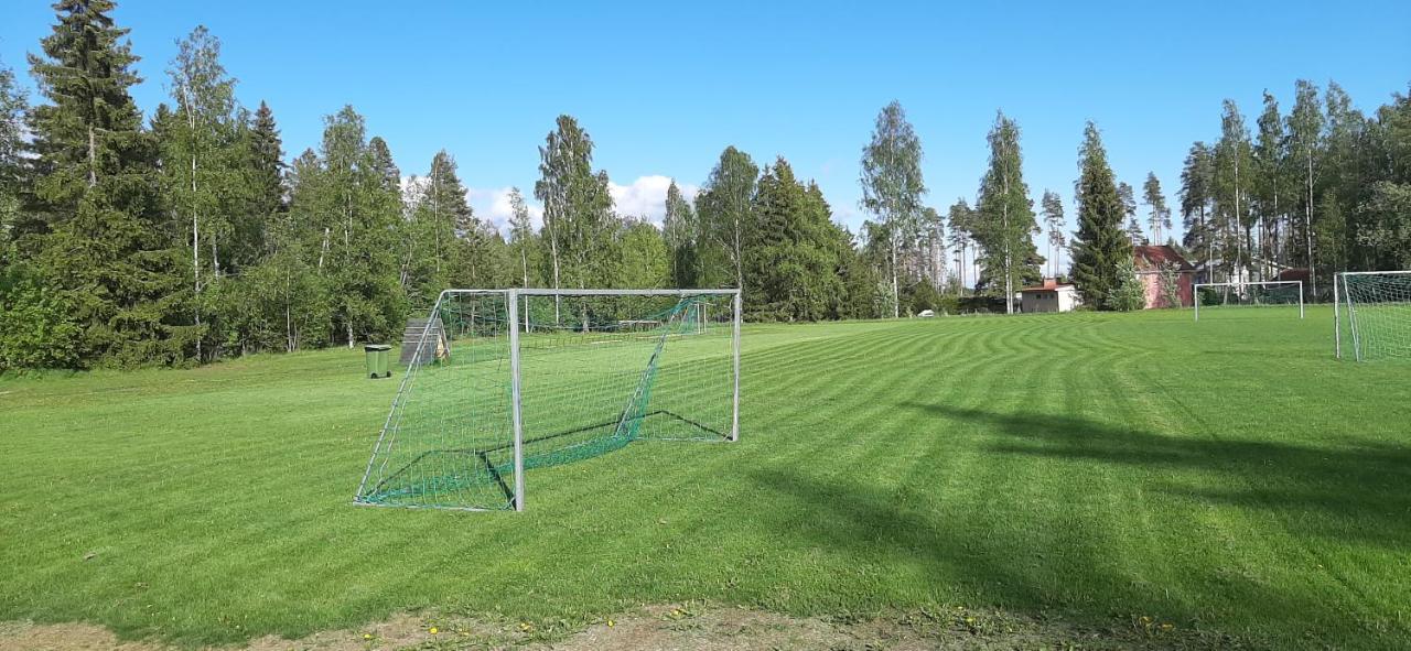 Asunto pientilalla Karkku Esterno foto
